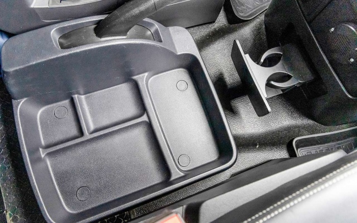 Дизель, механика, задний привод — добротный фургон подешевел на 300 тысяч