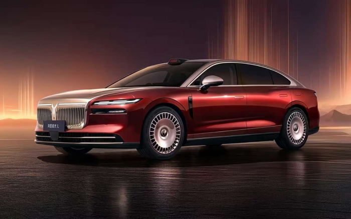 Известная марка выпустит новый крупный седан с богатым оснащением