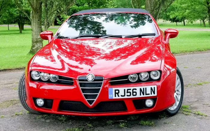 Как закрепить номерной знак на китайском автомобиле и не получить штраф?