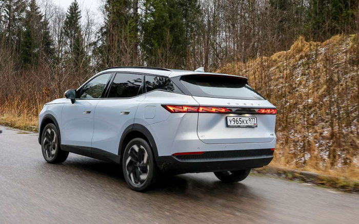 Полный привод, приемлемая цена  — большой тест свежих китайских кроссоверов