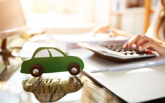 Названы самые дешевые кроссоверы российских брендов