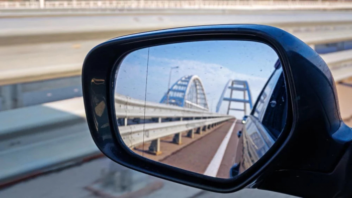 Проезд электромобилей по Крымскому мосту со стороны Кубани запретят с 3 ноября