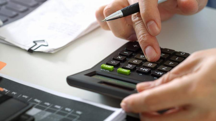 Вот так номер: водители легковушек получают штрафы до 600 тыс. из-за грузовиков