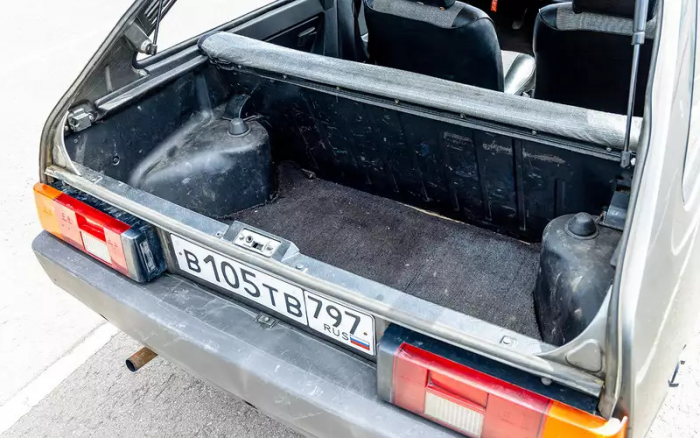 С одной щеткой и на трех гайках: ретротест самого бесхитростного хэтча СССР