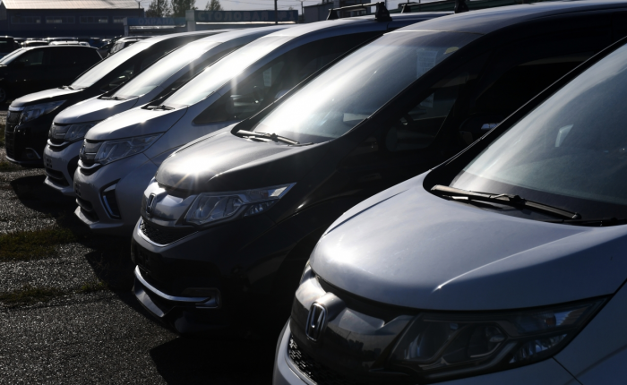 Россиянам назвали выгодные и недорогие для импорта машины