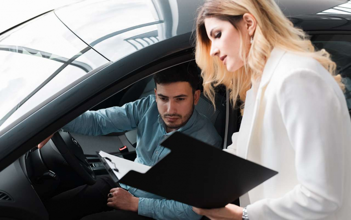 Нотариус предупредил, как не лишиться машины и денег после покупки