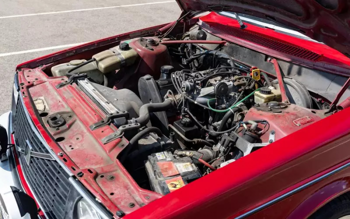 «Вольво-драйвер» — за что любили Volvo 240 и над чем подшучивали