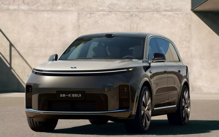 Li Auto готовит совершенно новый технологичный кроссовер