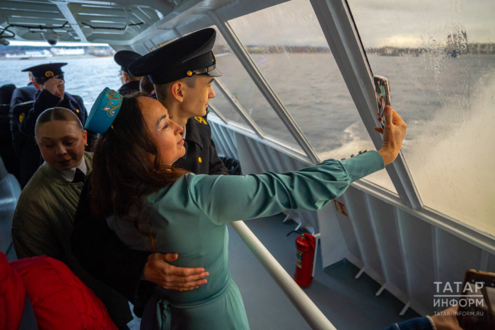 «Такому пароходу – быть»: в Татарстане запустили в рейс новый «Метеор 2020»