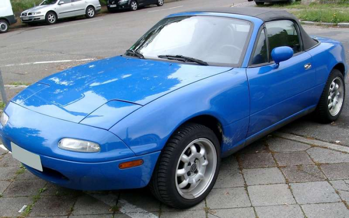 Эта пятерка культовых автомобилей покорила старую Европу