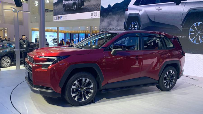 Машины будущего: дебюты автосалона в Гуанчжоу