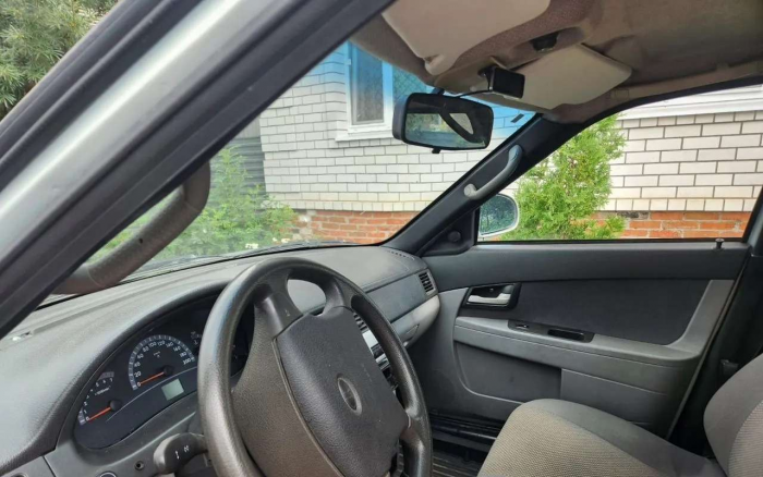 На продажу выставили уникальный Тарзан с АКП