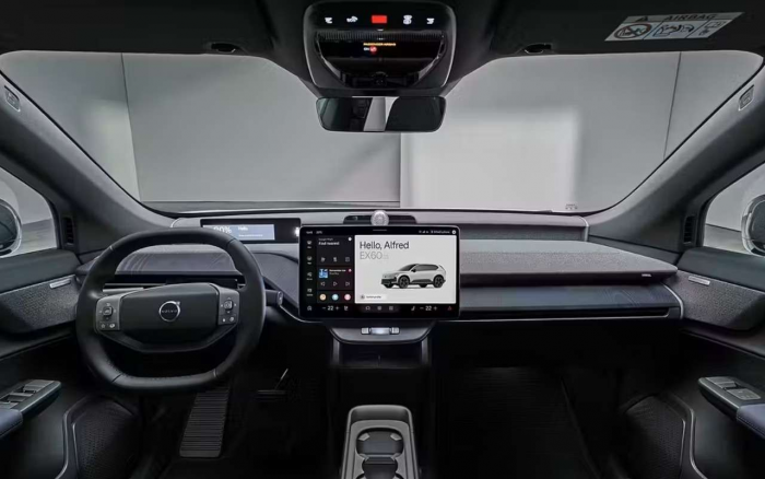 Volvo EX60: 870 км на одной зарядке и скорость заправки как у бензинового авто