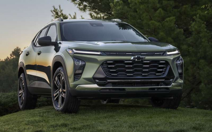 В России появился новый недорогой кроссовер не из Китая: известны цены