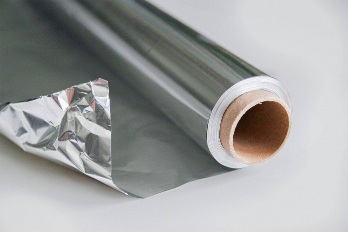 Зачем всё больше автомобилистов стали заворачивать ключи в фольгу