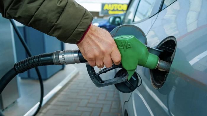 При какой скорости резко увеличивается расход бензина