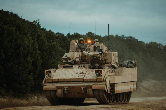 Гибридный вариант M2 Bradley готовится к испытаниям