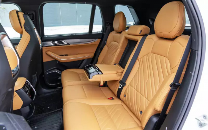 Просторно и слишком мощно: 5 плюсов и 2 особенности Nordcross 001