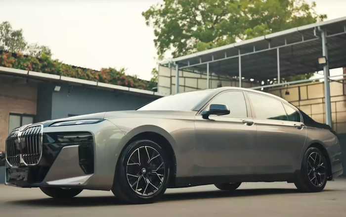 Посмотрите на перевоплощение старой BMW в самый последний кузов от индийских мастеров