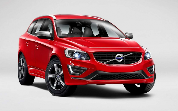 Полный привод, автомат, проверенный временем мотор — надежный кроссовер до 2 млн рублей