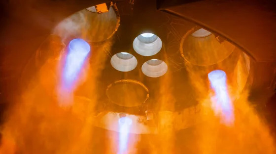 Один двигатель взорвался, три отключились: SpaceX рассказала, что произошло с ракетой Starship во время восьмого испытательного полета