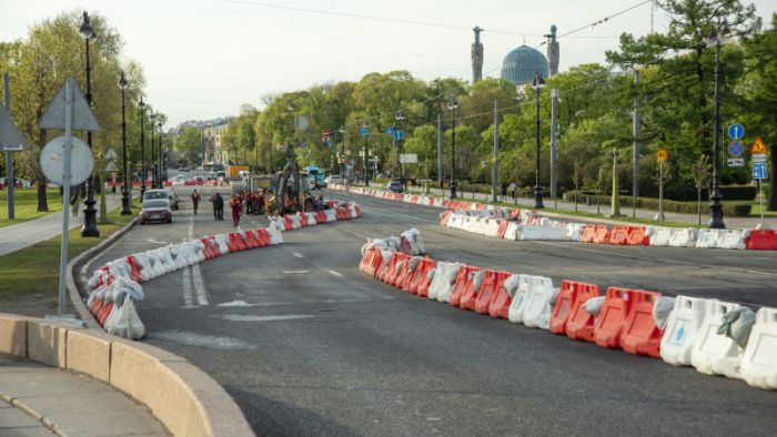 В каких районах Петербурга ограничат движение транспорта с 9 августа 2025