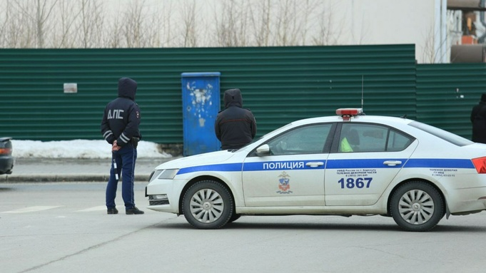 Осмотр и досмотр автомобиля: действия сотрудников Госавтоинспекции и водителей