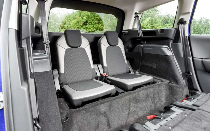 Что взять вместо Ларгуса: 6 бюджетных семейных иномарок (включая Тойоту!)