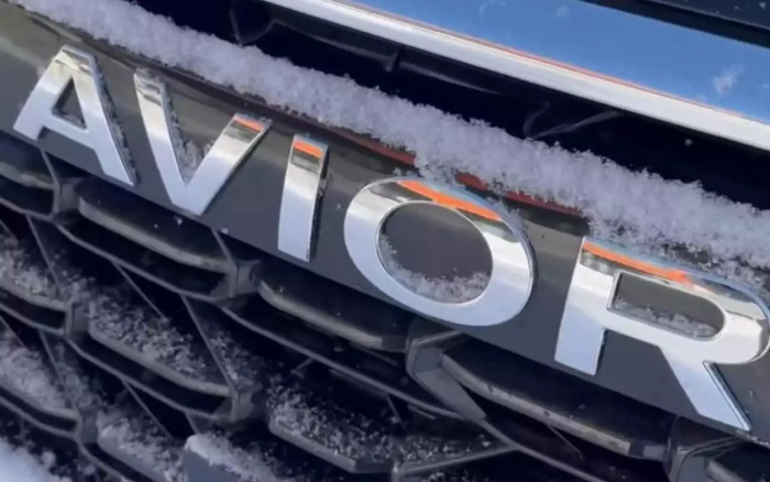 Микроавтобус Avior V90 Business: 2-литровый турбодизель, расход топлива – 6,5 л на 100 км