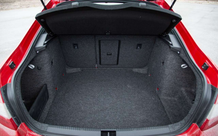 Робот, помпа, подвеска — все проблемы Шкоды Октавии с пробегом