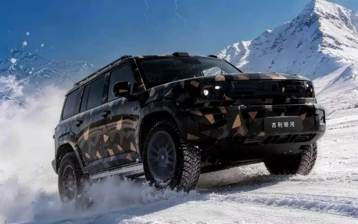 Внедорожник от Geely претендует на место Дефендера