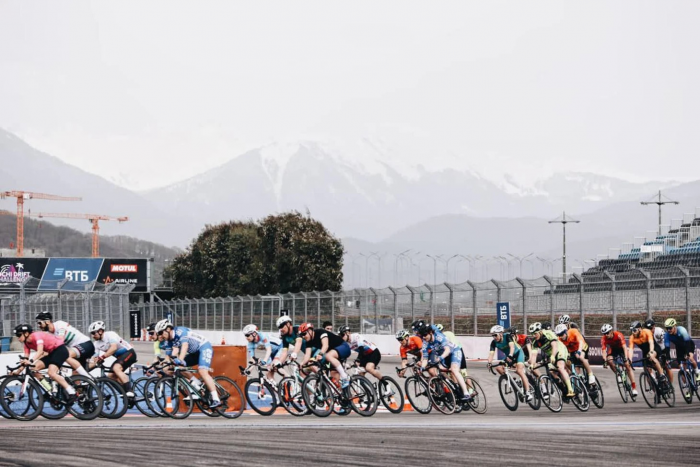 Шоссейные гонки для любителей: как это устроено? Где проходят?