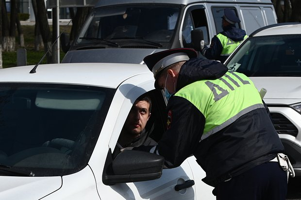 Штраф за нечитаемые номера в 2026 году. Сколько придется заплатить за грязный или умышленно скрытый госномер автомобиля?