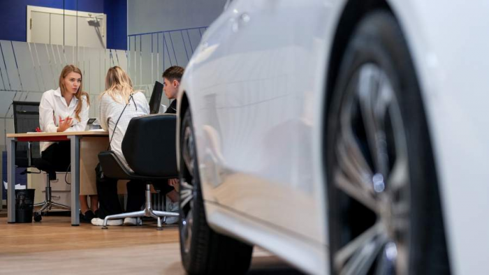 ...итики назвали самые подешевевшие б/у автомобили в РФ