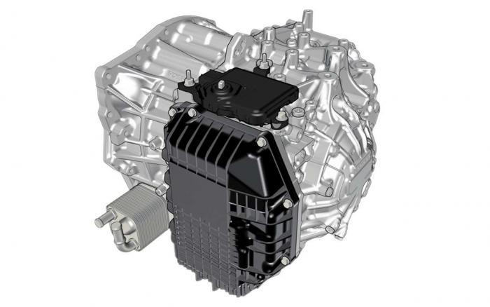 Полный привод, 7 мест, автомат как у Лексуса: чем удивил недорогой, но комфортный премиум