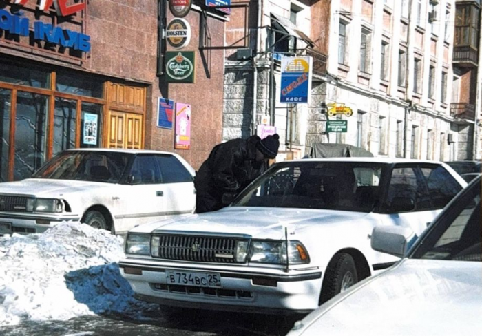 Не радио: зачем на старых японских автомобилях торчат странные антенны