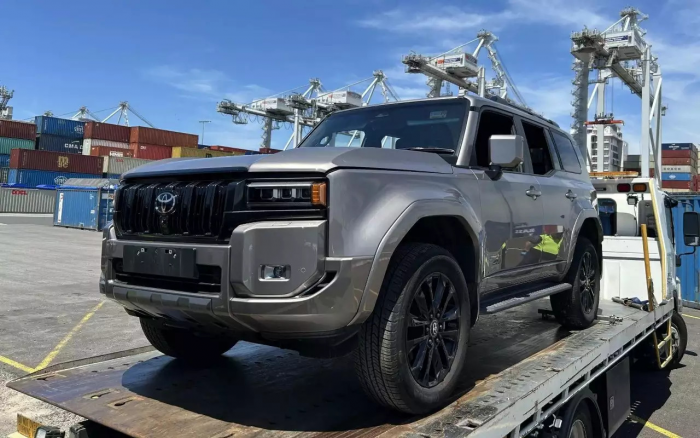 Воры летят на другой конец планеты, чтобы угнать Toyota Land Cruiser