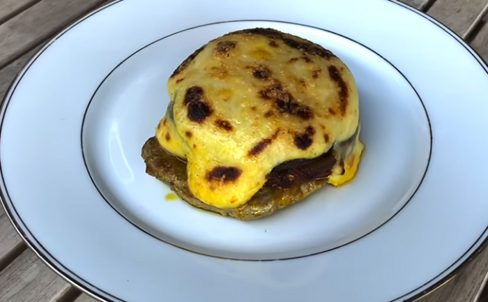 Мясо по-французски от французского повара. Эталонный рецепт