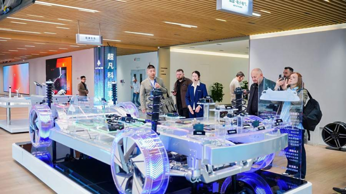 Машины будущего: дебюты автосалона в Гуанчжоу