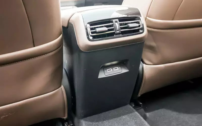 Полный привод, приемлемая цена  — большой тест свежих китайских кроссоверов