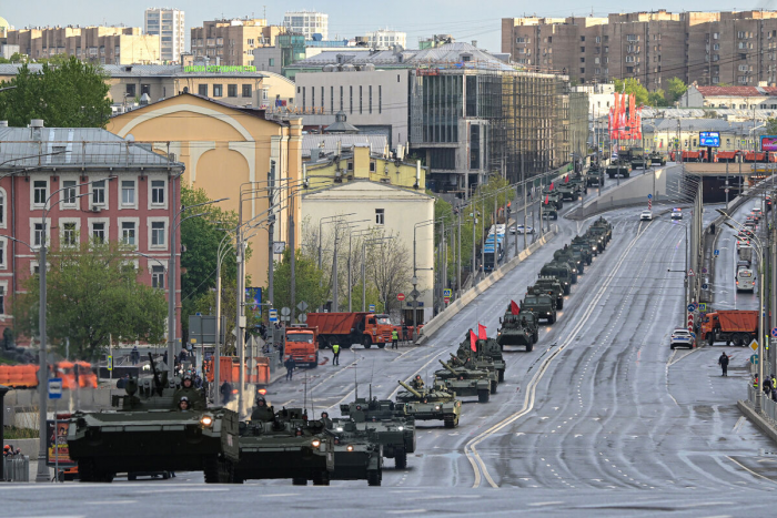 В Москве 7 и 9 мая перекроют движение для прохода военной техники
