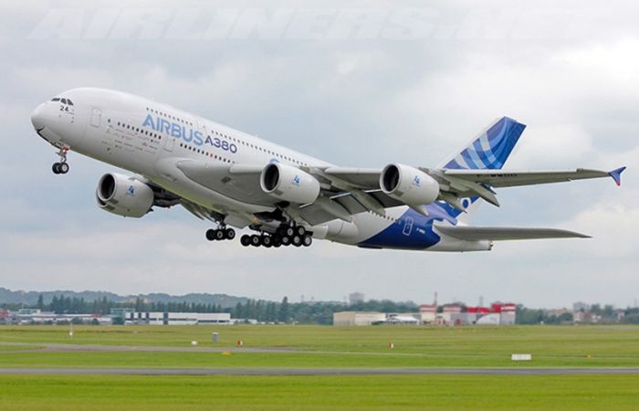 Почему забросили самый большой в мире авиалайнер