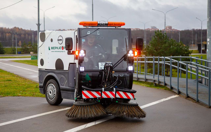 Швейцарский нож на колесах — одна машина взамен бригады дворников и парка техники