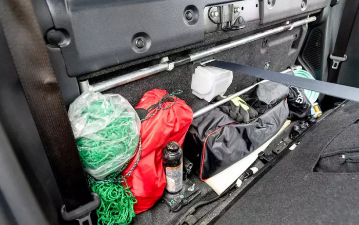 Внедорожники за 4 млн: сравнили новый китайский и японский с пробегом