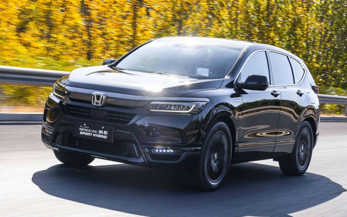 Эти подержанные иномарки чаще всего везут в Россию: им не грозит утильсбор