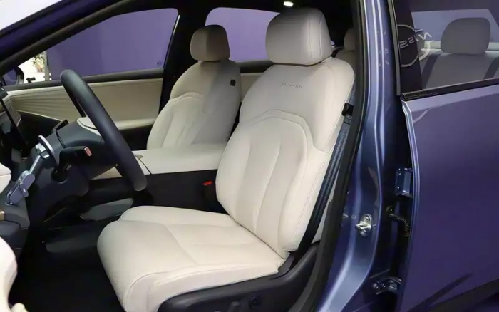 Nissan представил достойного конкурента Camry с ценой чуть дороже миллиона