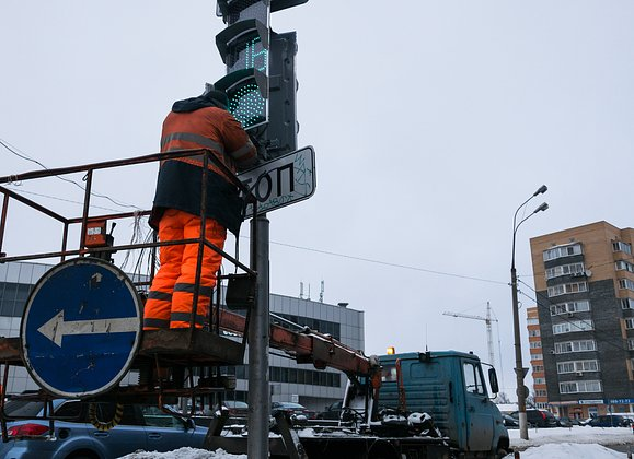 Новые дорожные знаки, утильсбор и отмена автопродления водительских прав. Какие изменения ждут автомобилистов в 2026 году