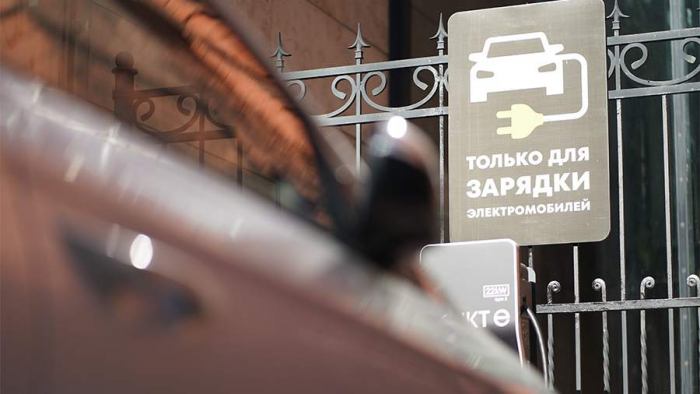 Обслуживание электрокара оказалось на 30% дешевле гибрида