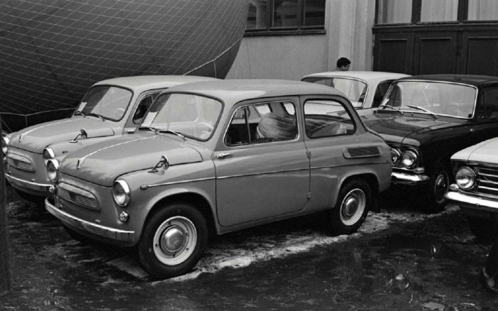 Какими были Запорожцы для иностранцев и почему их покупали за границей