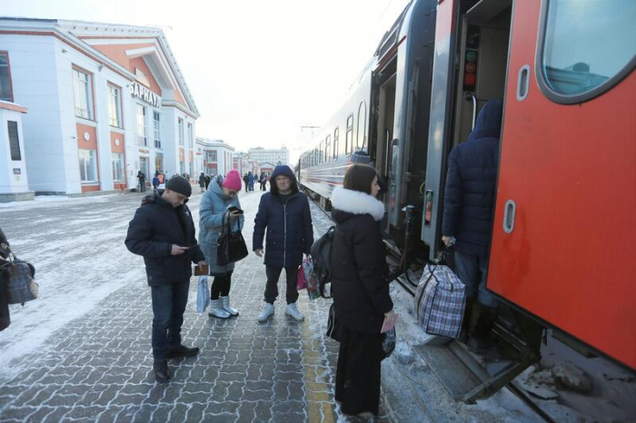 В Барнауле пустили дополнительный поезд до Славгорода с новыми вагонами. Фоторепортаж